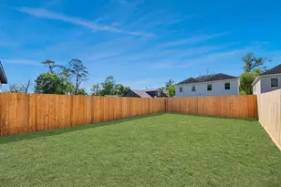 8106 Locksley St, Houston, TX 77078 - Photo 38
