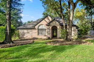 812 Woodland Ln, Conroe, TX 77302 - Photo 1