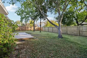 2419 29th Ave N, Texas City, TX 77590 - Photo 10