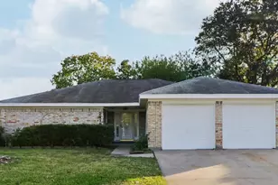 2419 29th Ave N, Texas City, TX 77590 - Photo 14