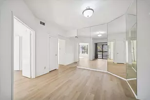 2213 S Braeswood Blvd, Houston, TX 77030 - Photo 2