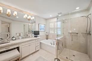 1339 Afton St, Houston, TX 77055 - Photo 24