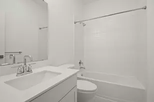 7811 Jade Crst Dr, Angleton, TX 77515 - Photo 22