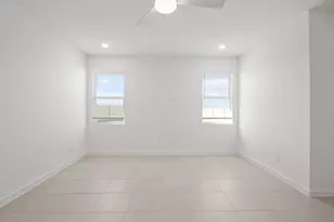 7811 Jade Crst Dr, Angleton, TX 77515 - Photo 12