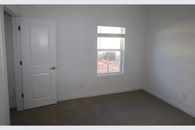 7811 Jade Crest Drive, Angleton, TX 77515 - Photo 10