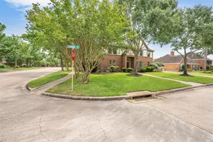 7318 Starbridge Dr, Houston, TX 77095 - Photo 6