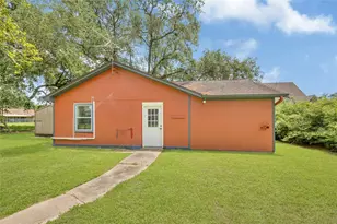 3202 McKinney Dr, La Marque, TX 77568 - Photo 18