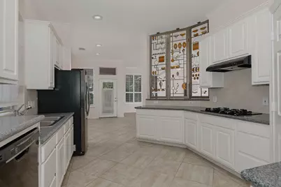 7 Sovereign Way, Conroe, TX 77384 - Photo 8