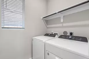 1749 Succotash Oak Ct, Conroe, TX 77304 - Photo 18