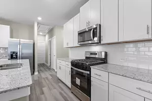 1749 Succotash Oak Ct, Conroe, TX 77304 - Photo 8