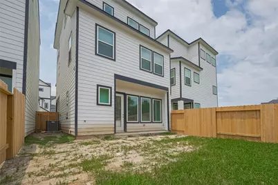 8927 Grovner Place, Houston, TX 77055 - Photo 36