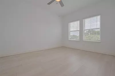 8927 Grovner Place, Houston, TX 77055 - Photo 34