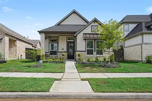 12019 Perch Dr, Mont Belvieu, TX 77523 - Photo 2