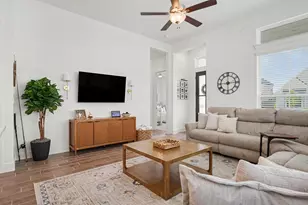 12019 Perch Dr, Mont Belvieu, TX 77523 - Photo 6
