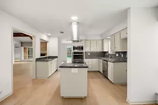 11502 Olympia Dr, Houston, TX 77077 - Photo 12