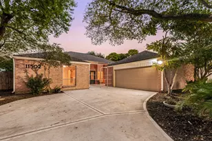 11502 Olympia Dr, Houston, TX 77077 - Photo 2