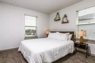 12832 Barnsbury Ln, Houston, TX 77047 - Photo 16