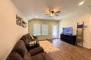 14845 Cypress Holw Dr, New Caney, TX 77357 - Photo 4