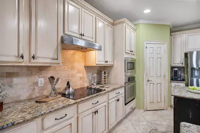 6407 Ashley Manor Drive, Spring, TX 77389 - Photo 16