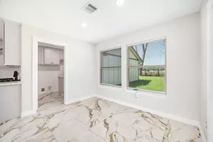 7711 Antoine Dr, Houston, TX 77088 - Photo 10