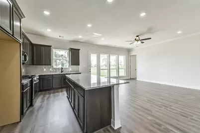 6427 Tomahawk, Baytown, TX 77523 - Photo 10