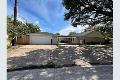 10903 Albury Drive, Houston, TX 77096 - Photo 2