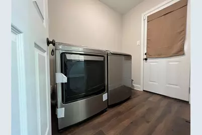10903 Albury Drive, Houston, TX 77096 - Photo 20