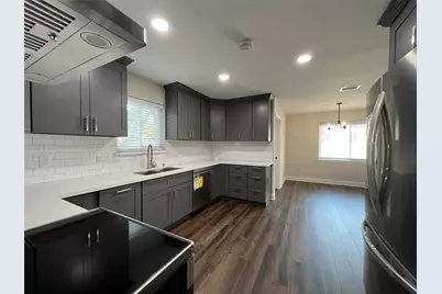 10903 Albury Drive, Houston, TX 77096 - Photo 8