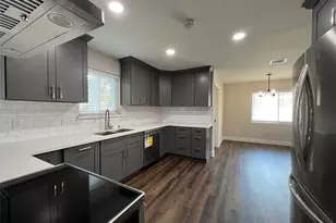 10903 Albury Dr, Houston, TX 77096 - Photo 8