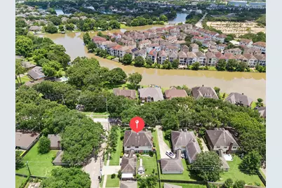 906 Venice Street, Sugar Land, TX 77478 - Photo 2