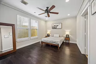 107 Riley Ln, Houston, TX 77003 - Photo 10
