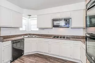 26218 Maplewood Dr, Oak Ridge North, TX 77386 - Photo 6