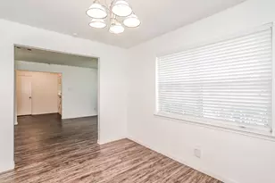 26218 Maplewood Dr, Oak Ridge North, TX 77386 - Photo 4