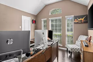 14543 Northern Mountain Ct, Houston, TX 77090 - Photo 6