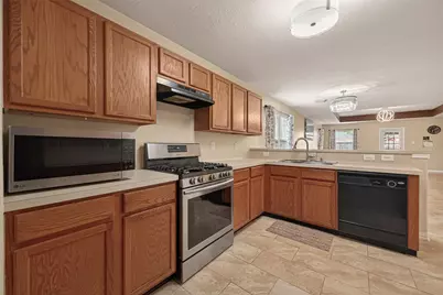 8907 Rainesville Lane, Houston, TX 77075 - Photo 10