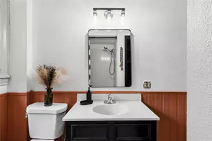 1902 Edgewood St, Liberty, TX 77575 - Photo 40