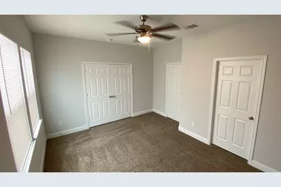 5225 E Houston Road #A, Houston, TX 77028 - Photo 12
