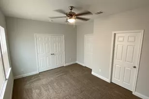 5225 E Houston Rd, Houston, TX 77028 - Photo 12