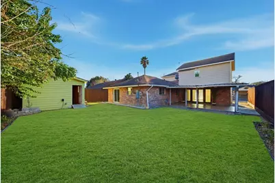 10518 Pleasanton Drive, Houston, TX 77038 - Photo 16