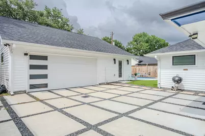 6518 Kury Lane, Houston, TX 77008 - Photo 36