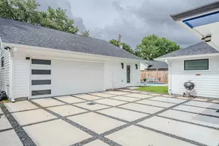 6518 Kury Ln, Houston, TX 77008 - Photo 36
