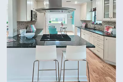 6518 Kury Lane, Houston, TX 77008 - Photo 6