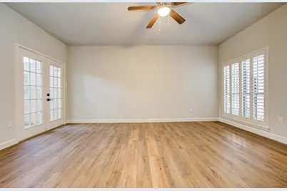 9582 Doliver Drive, Houston, TX 77063 - Photo 18