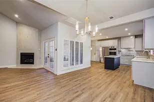 9582 Doliver Dr, Houston, TX 77063 - Photo 10