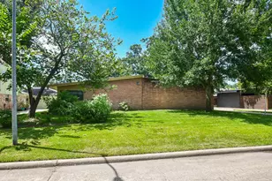 10231 Ivyridge Rd, Houston, TX 77043 - Photo 2