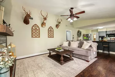 112 Blossom Street, Lake Jackson, TX 77566 - Photo 10