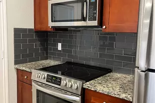 10978 Maywood St, Willis, TX 77318 - Photo 8