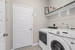 18503 Sunrise Maple Dr, Conroe, TX 77316 - Photo 6