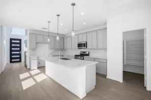 22118 Strathfield Cir, Cypress, TX 77433 - Photo 2