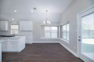 2307 Upland Park Dr, Sugar Land, TX 77479 - Photo 18